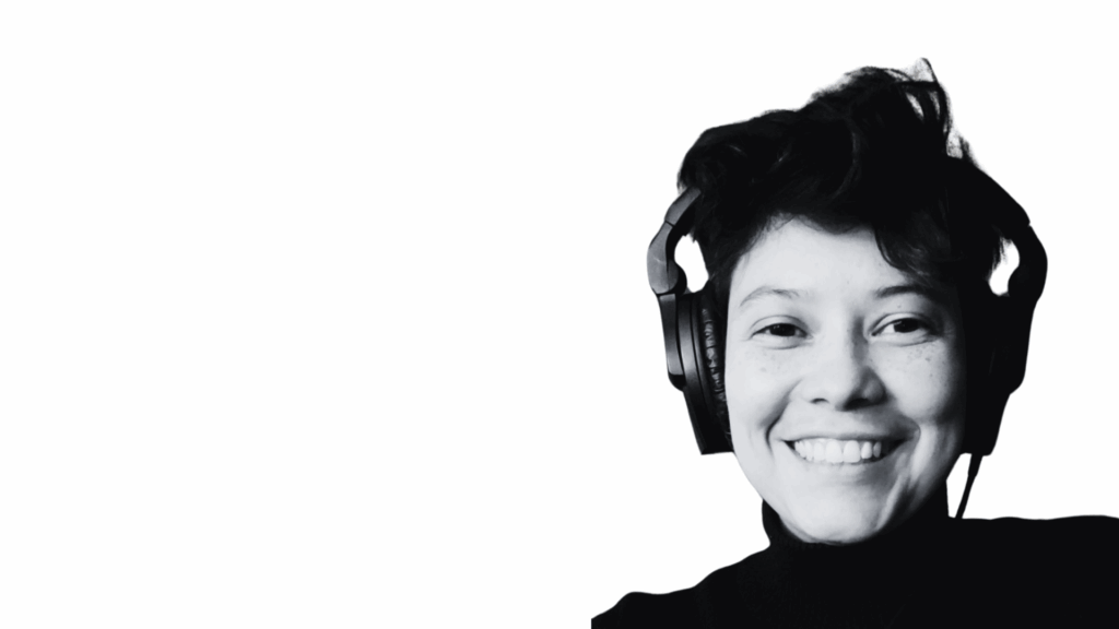 Karlina Fondo Blanco